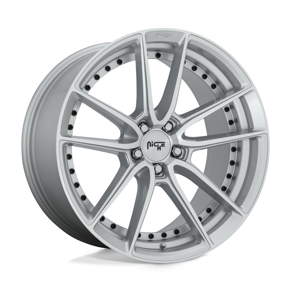 18x8 Niche M221 DFS GLOSS SILVER MACHINED Wheel 5x4.5 (40mm)
