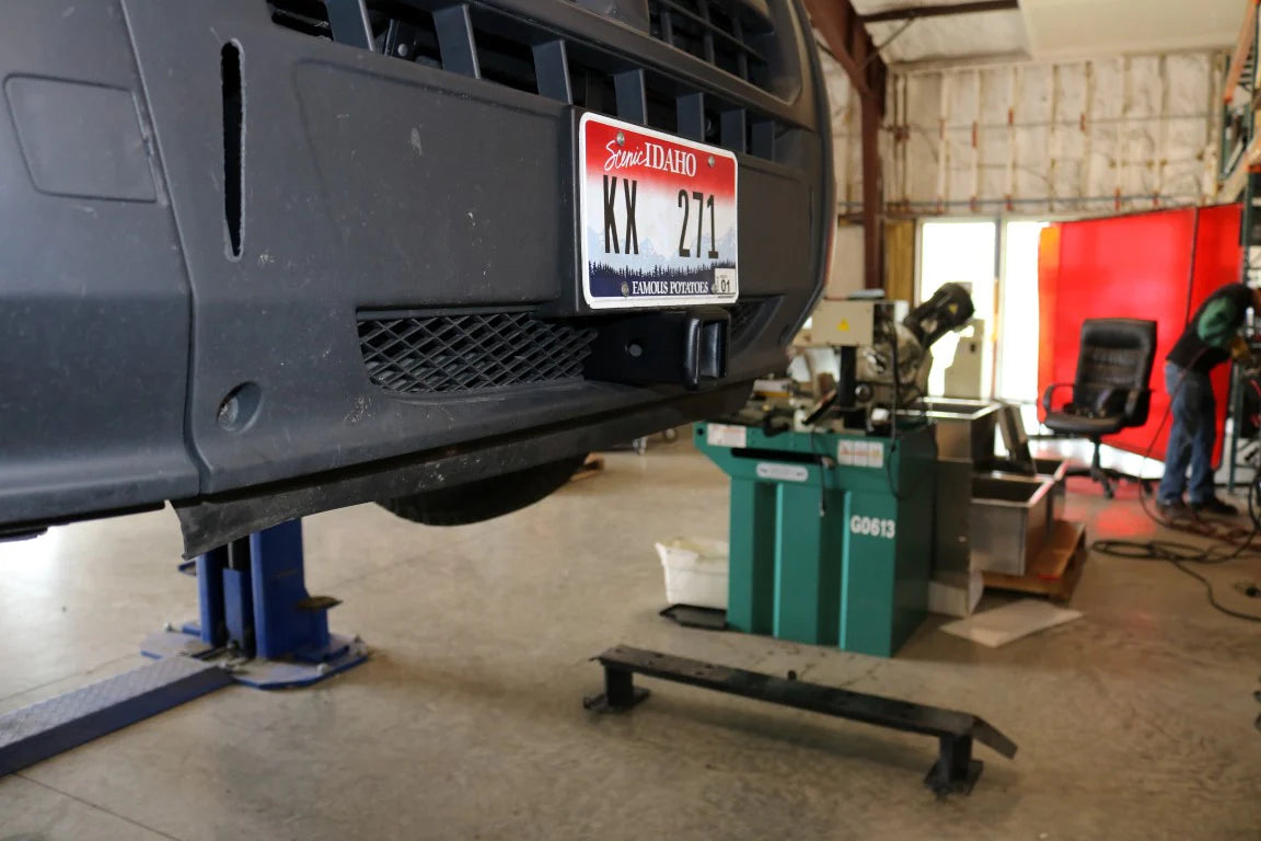 FRONT HITCH - 15-22 RAM PROMASTER