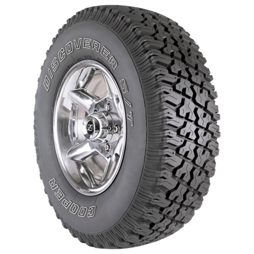LT265/70R17/10 Cooper Discoverer S/T Tire
