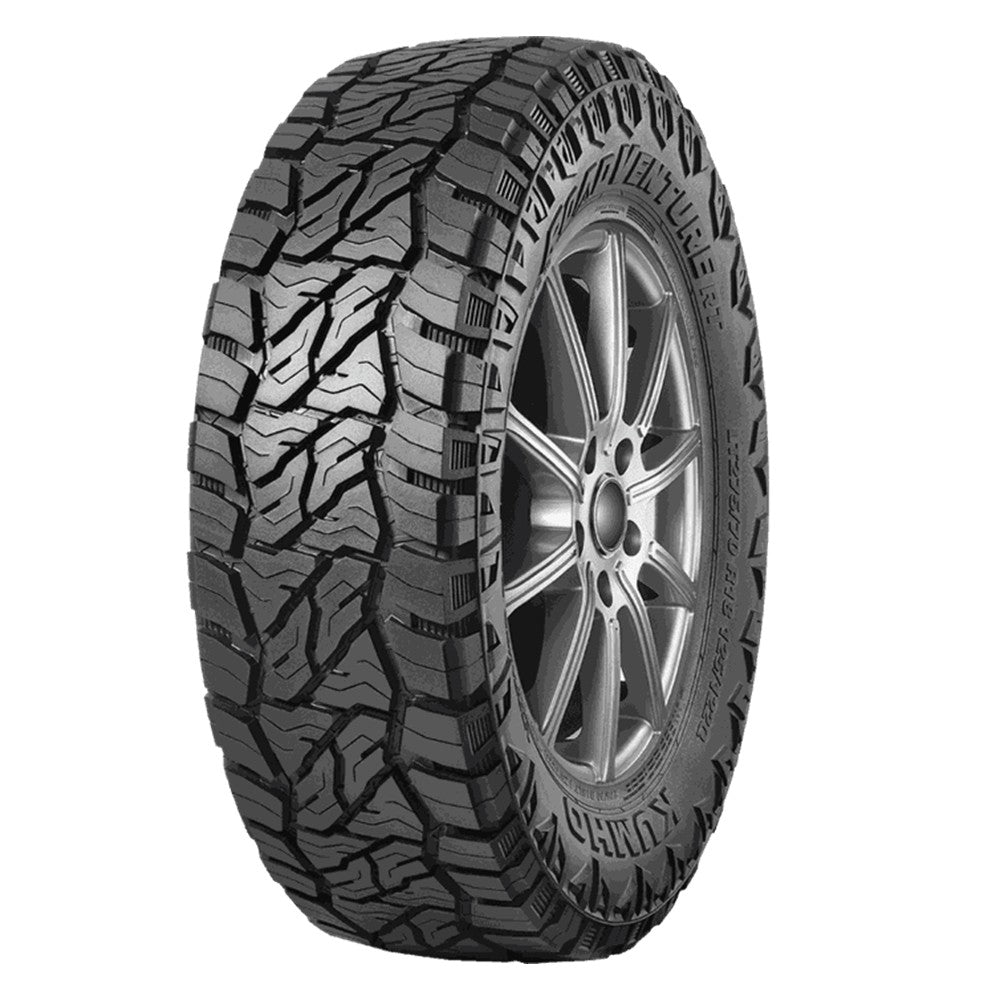 255/70R18 Kumho Road Venture RT51 Tire