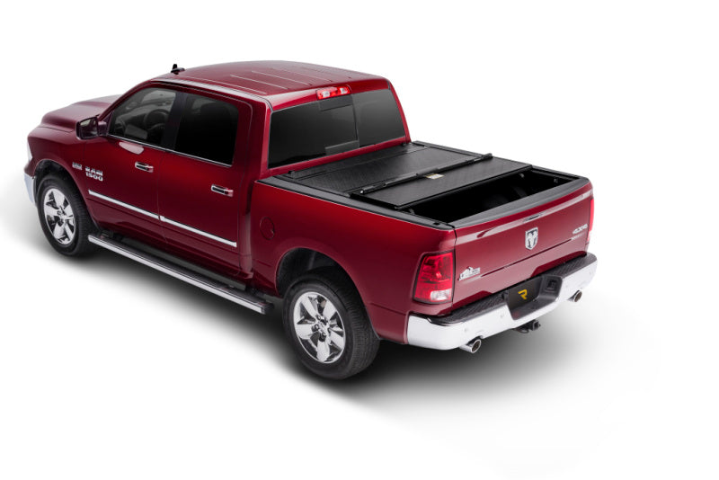 BAK 16-20 Toyota Tacoma 5ft Bed BAKFlip F1