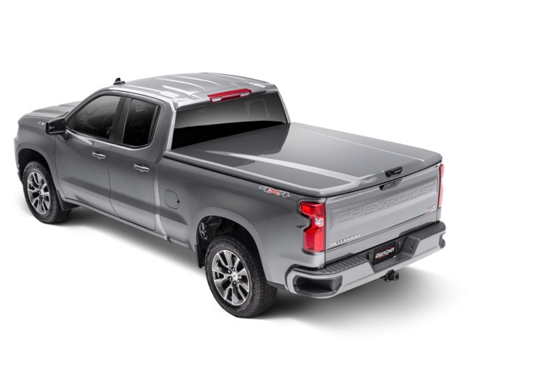 UnderCover 19-20 Chevy Silverado 1500 6.5ft Elite LX Bed Cover - Havana