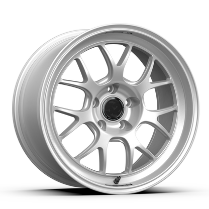 18x9.5 fifteen52 Apex RSR Radiant Silver Wheel 5x120 (22mm)