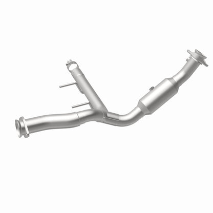 MagnaFlow 15-17 Ford F-150 5.0L Direct Fit Converter