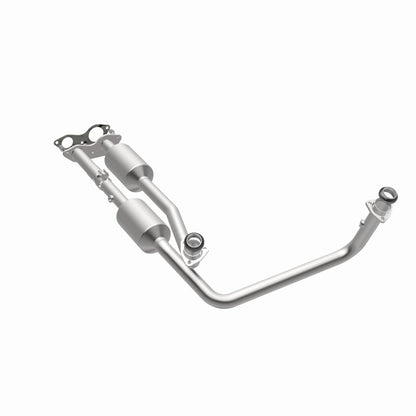 MagnaFlow Direct Fit Catalytic Converter California Grade 96-00 GM Tahoe/Yukon/Escalade 5.7L