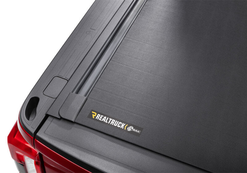 BAK 99-07 Ford Super Duty Revolver X4s 6.9ft Bed Cover