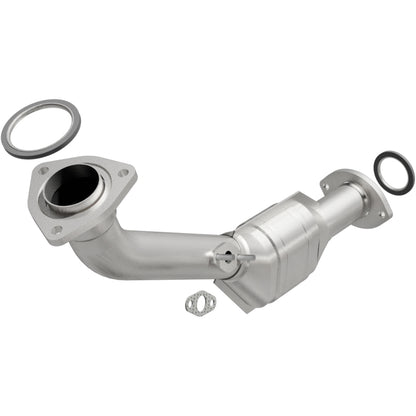 MagnaFlow Direct Fit Catalytic Converter 02-04 Tacoma 2.4L front 50S
