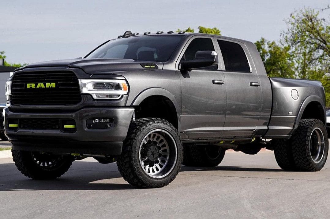 McGaughys 4 Inch Premium Lift Kit 2019-2026 Dodge Ram 3500 4WD