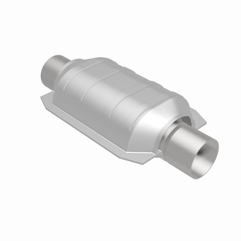 MagnaFlow Universal Catalytic Converter 2.5inch Inlet/Outlet Center/Center Oval (California OBDII)