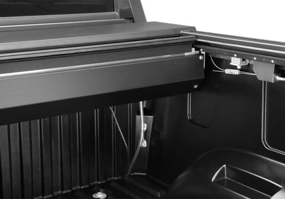 Roll-N-Lock 2022 Toyota Tundra (66.7in. Bed Length) E-Series XT Retractable Tonneau Cover