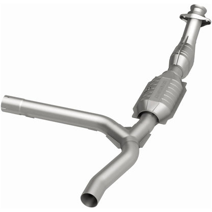 MagnaFlow Direct Fit Catalytic Converter Ford 02-04 F-150 4.2L