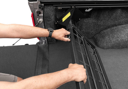 Roll-N-Lock 17-18 Ford F-250/F-350 Super Duty LB 96-1/2in Cargo Manager