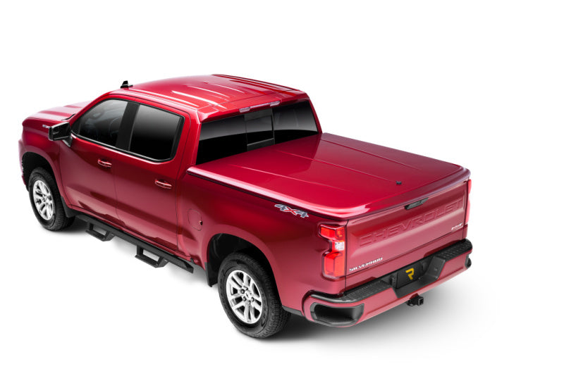 UnderCover 19-20 Chevy Silverado 1500 6.5ft Lux Bed Cover - Black Meet Kettle