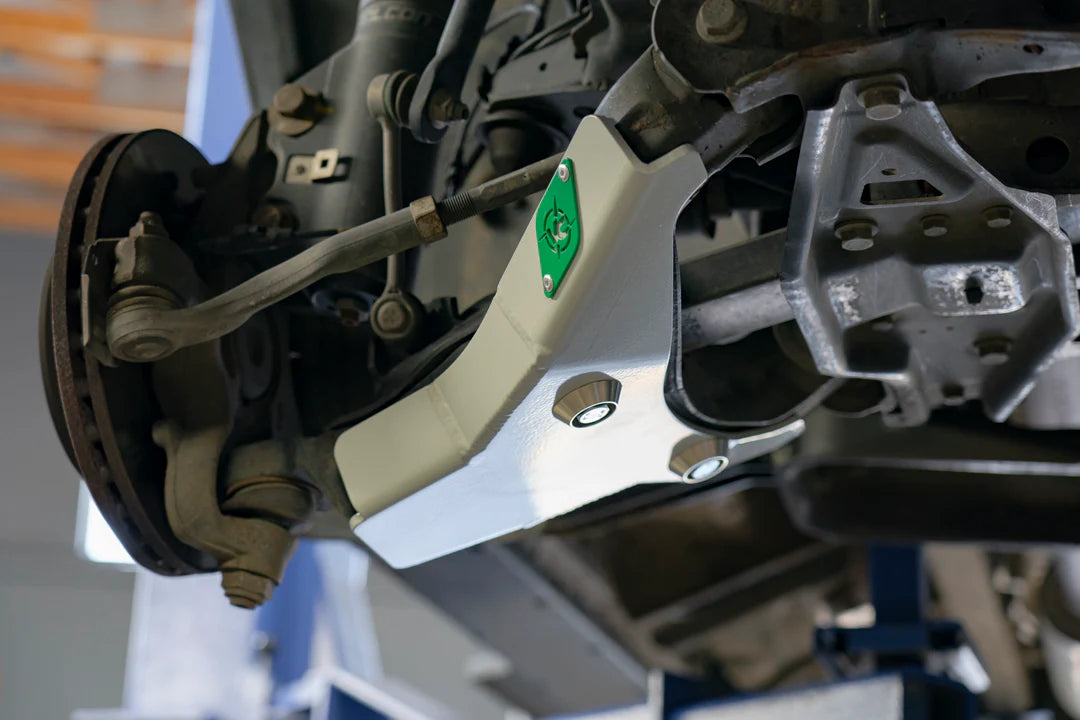 FRONT LOWER CONTROL ARM SKID PLATE, 07-UP SPRINTER