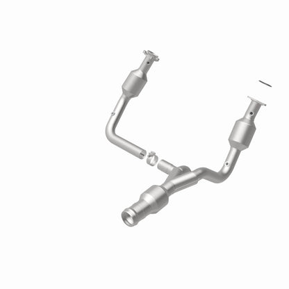 MagnaFlow 15-16 Cadillac Escalade 6.2L Direct Fit Converter