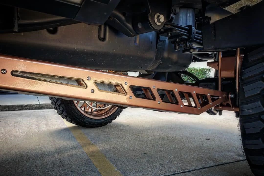 McGaughys Traction Bar Kit 2020-2025 Silverado/Sierra 3500 Long Bed Raw Finish