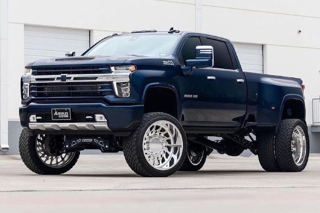 McGaughys 7-9 Inch Premium Lift Kit 2020-2025 Silverado/Sierra 3500