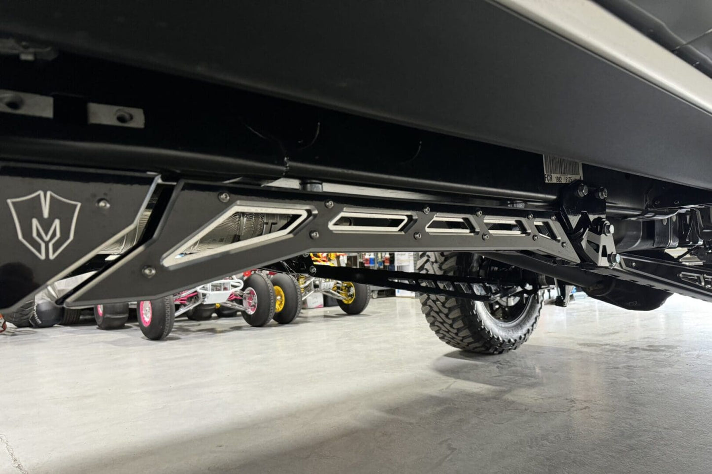 McGaughys 8 Inch Lift Premium S/S Cradle Kit 2023-2024 Ford F250 / F350 Short Bed