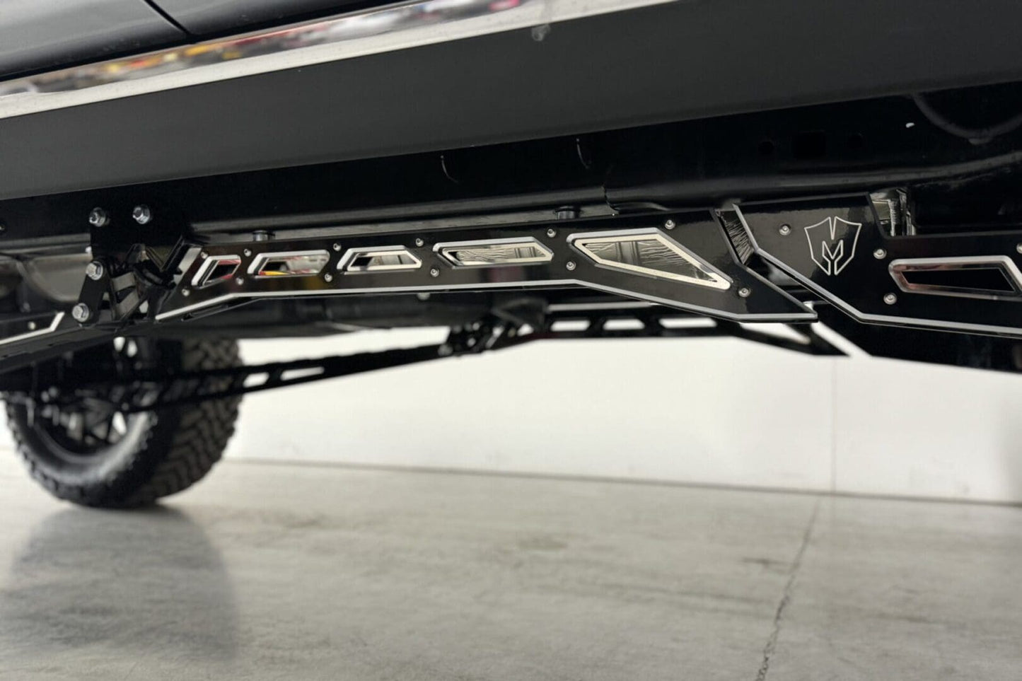 McGaughys 8 Inch Lift Premium S/S Cradle Kit 2023-2024 Ford F250 / F350 Short Bed