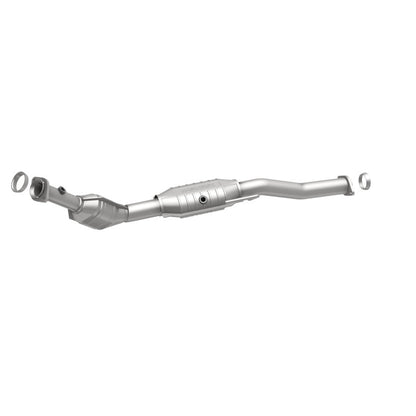 MagnaFlow Direct Fit Catalytic Converter 02-04 Infiniti I35 3.5L rea