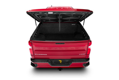 UnderCover 19-20 Chevy Silverado 1500 6.5ft Lux Bed Cover - Black Meet Kettle