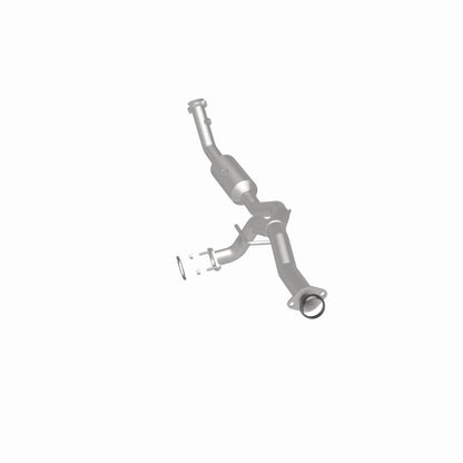MagnaFlow Direct Fit Catalytic Converter California Grade 07-08 Ford Ranger 3.0L
