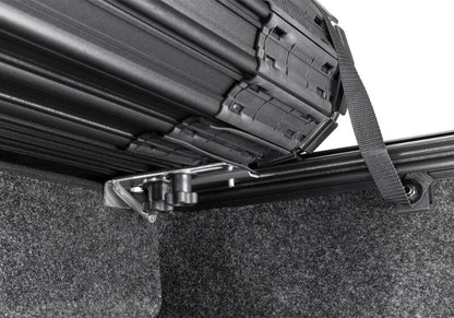 BAK 99-07 Ford Super Duty Revolver X4s 6.9ft Bed Cover