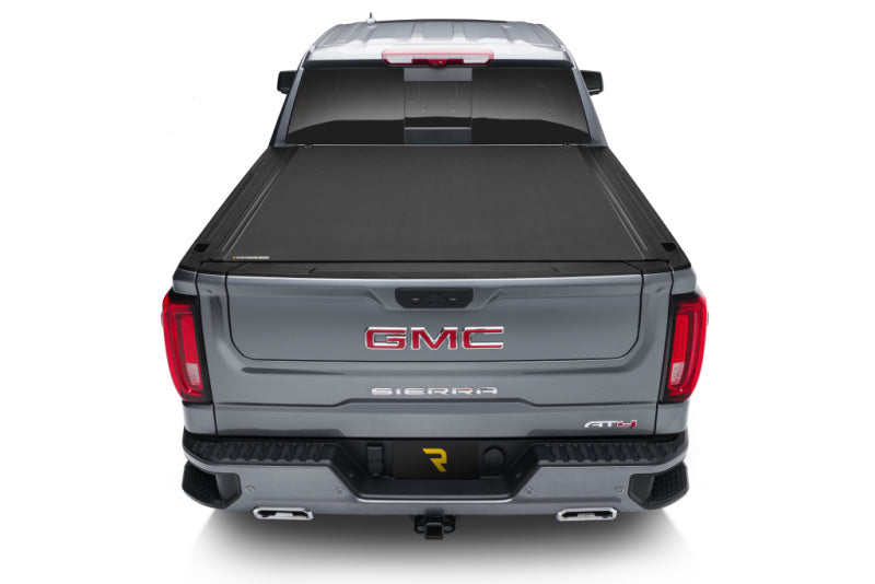 BAK 14-18 Chevy Silverado/GM Sierra Revolver X4s 8.2ft Bed Cover (2014 1500/15-19 1500/2500/3500)
