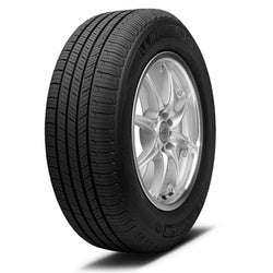 215/60R17 Michelin Defender Tire