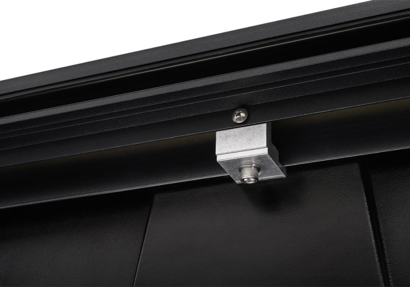 Roll-N-Lock 2022+ Toyota Tundra Ext Cab (78.7in.) A-Series XT Cover