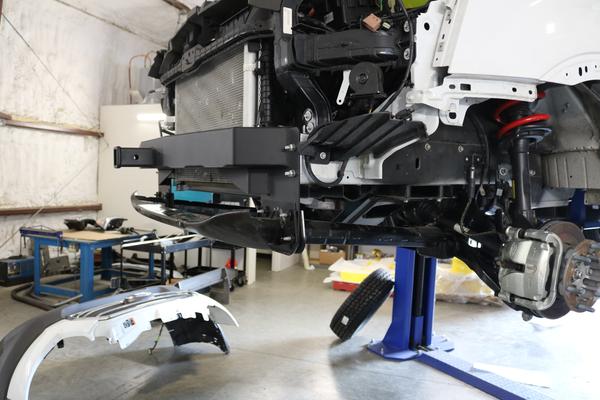 15-UP FORD TRANSIT, FRONT RECEIVER HITCH