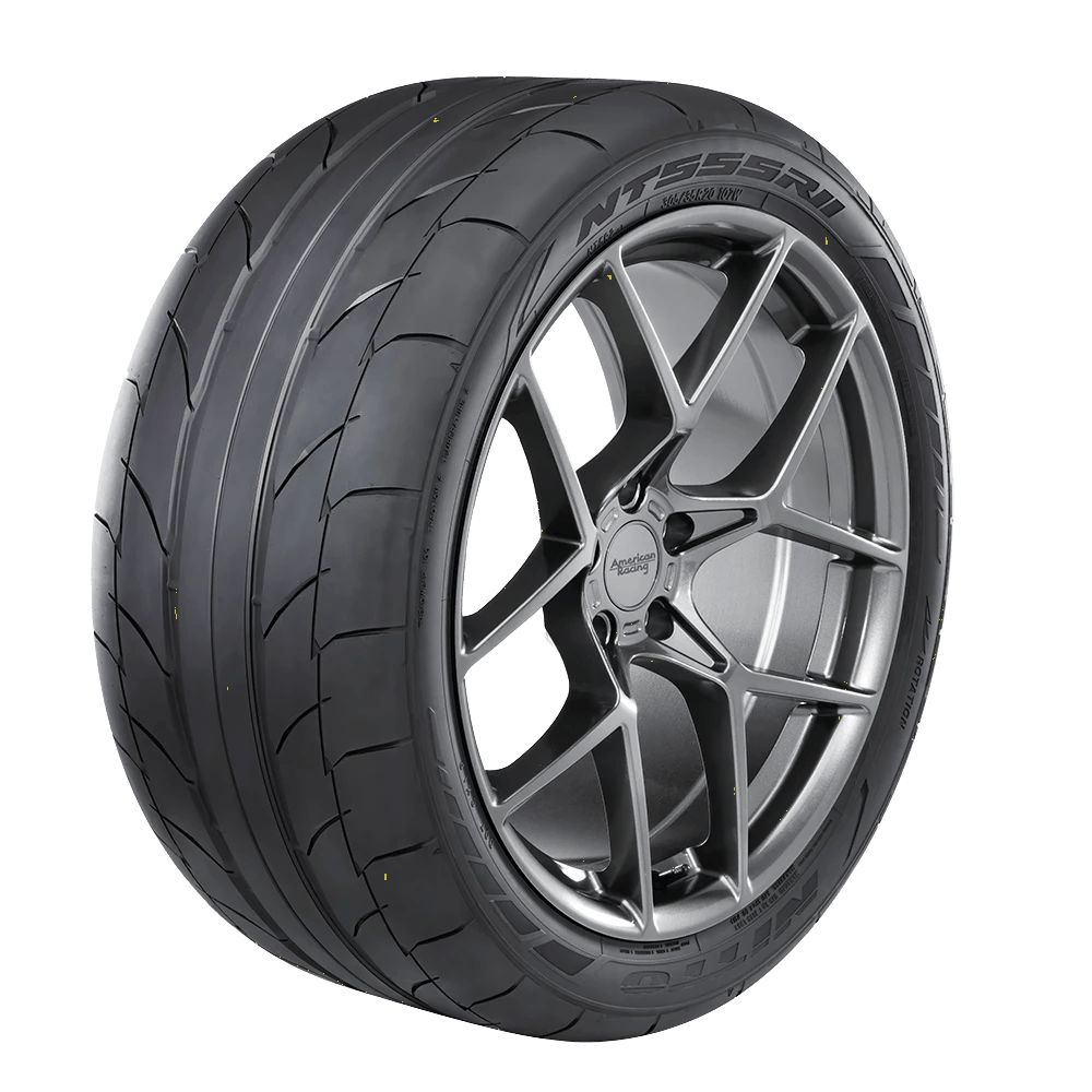 305/35R20 Nitto NT555RII Tire