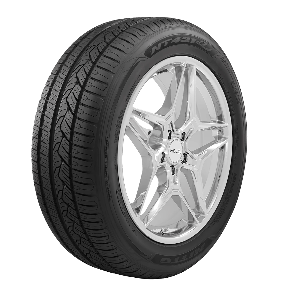 235/55R18XL Nitto NT421Q Tire
