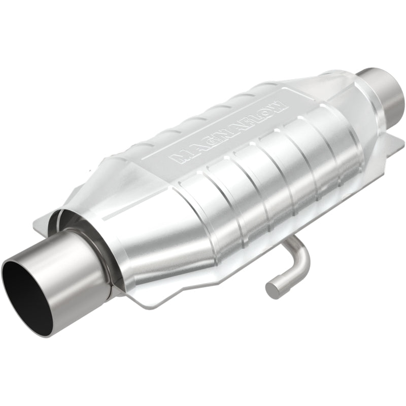 MagnaFlow Universal Catalytic Converter 2.25in Inlet/Outlet Center/Center Oval