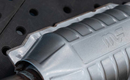 MagnaFlow Universal Catalytic Converter 2.25 Rear
