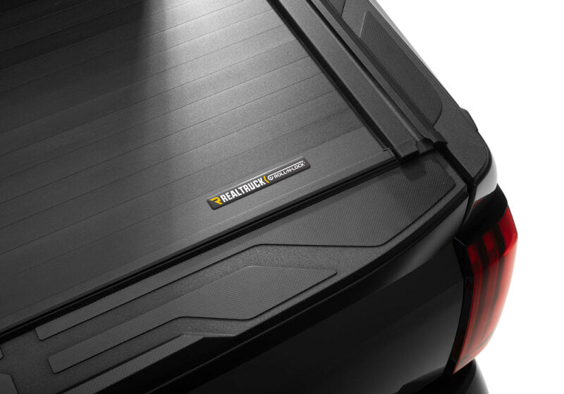 Roll-N-Lock 2022 Toyota Tundra (66.7in. Bed Length) E-Series XT Retractable Tonneau Cover