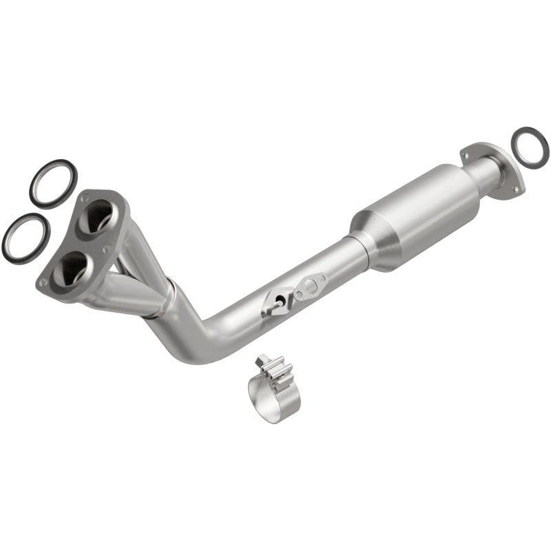 MagnaFlow Direct Fit Catalytic Converter California Grade 96-98 Toyota 4Runner 2.7L