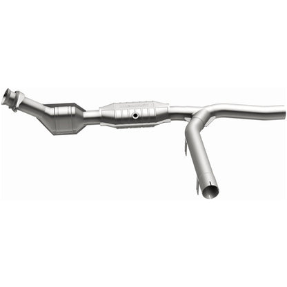 MagnaFlow Direct Fit Catalytic Converter Ford 02-04 F-150 4.2L