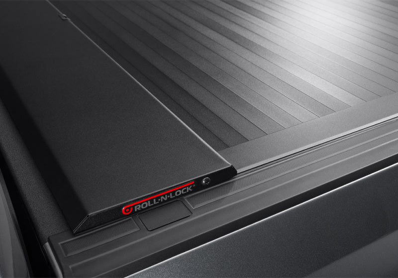 Roll-N-Lock 2019 Chevrolet Silverado 1500 SB 77-3/4in A-Series Retractable Tonneau Cover