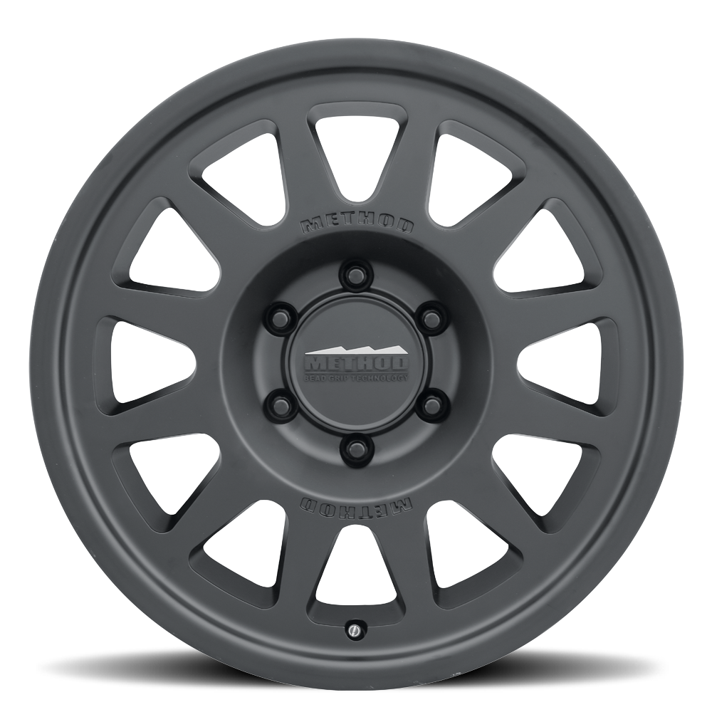 18x9 Method MR703 Bead Grip HD Matte Black Wheel 6x5.5 (40mm)