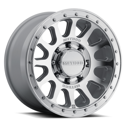 18x9 Method MR709 HD Bead Grip Machined - Clear Coat Wheel 8x6.5 (12mm)