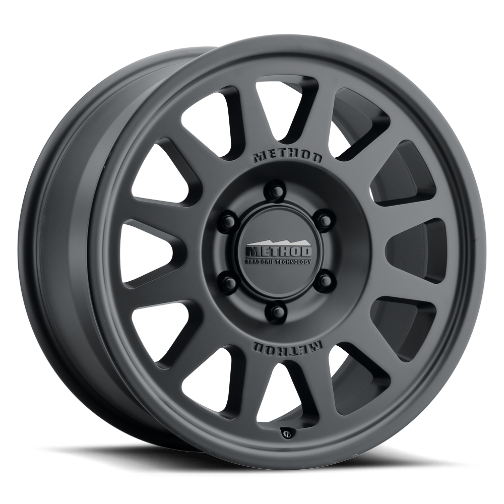 18x9 Method MR703 Bead Grip HD Matte Black Wheel 6x5.5 (40mm)