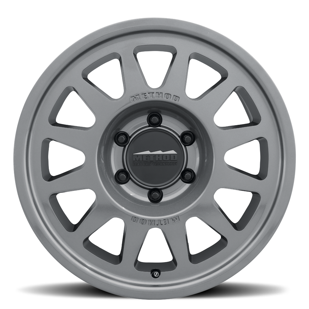 18x9 Method MR703 Bead Grip HD Gloss Titanium Wheel 6x5.5 (40mm)